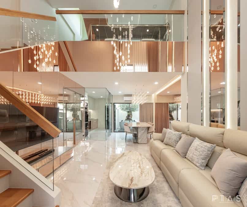 V+N House